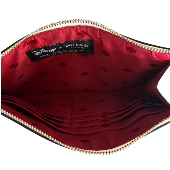 Kate Spade x Disney Tigger Wristlet - Picture 4 of 5
